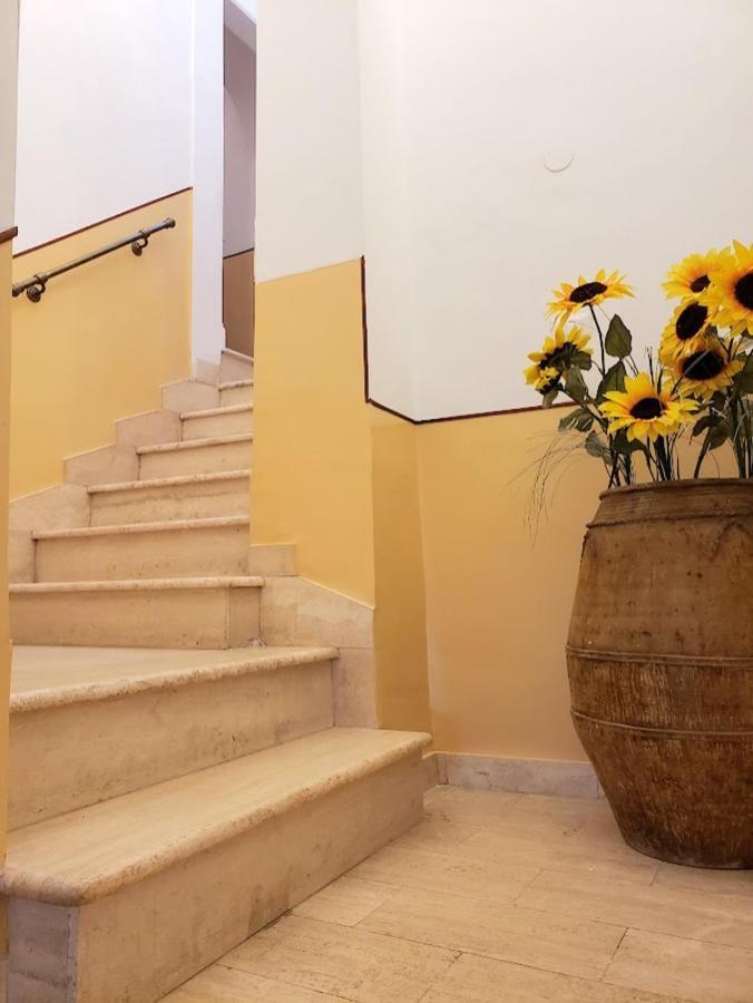 Apartamento Dimora Maggi Al Corso - Affitti Brevi Italia Monte SantʼAngelo Exterior foto