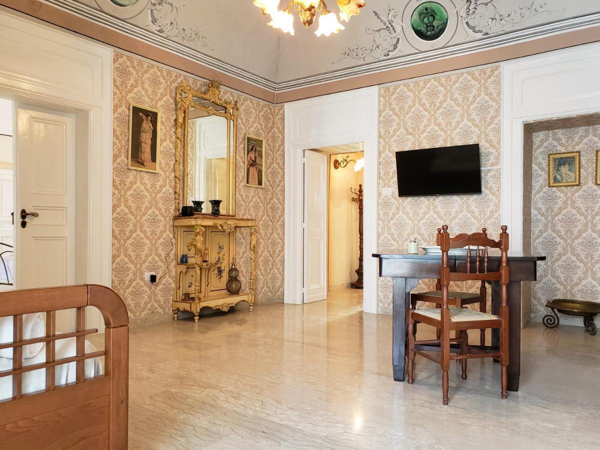 Apartamento Dimora Maggi Al Corso - Affitti Brevi Italia Monte SantʼAngelo Exterior foto