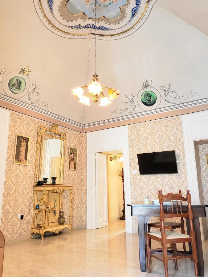 Apartamento Dimora Maggi Al Corso - Affitti Brevi Italia Monte SantʼAngelo Exterior foto